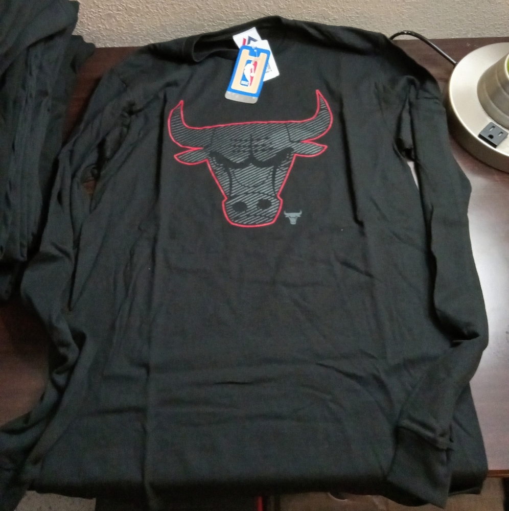 NBA Majestic Chicago Bulls Shirt